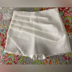 Endless Rose White Skort. Size small. New without tags